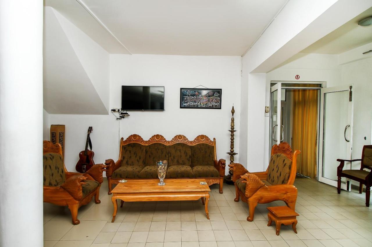 Hotel Empryean คาตุนายากา ภายนอก รูปภาพ